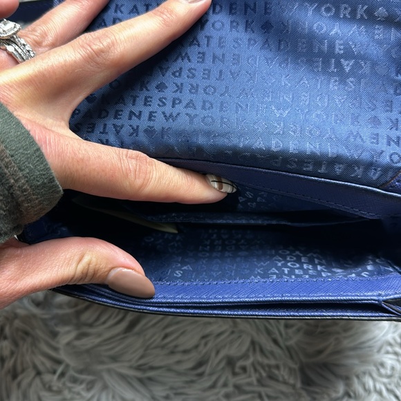 Kate Spade Navy Carsen crossbody bag - Picture 8 of 9